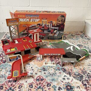 Matchbox Convoy Truck Stop Playset Toy 1988 Incomplete In Box With Issues